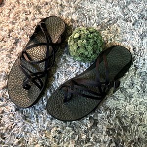 Chaco 11 open back sandals